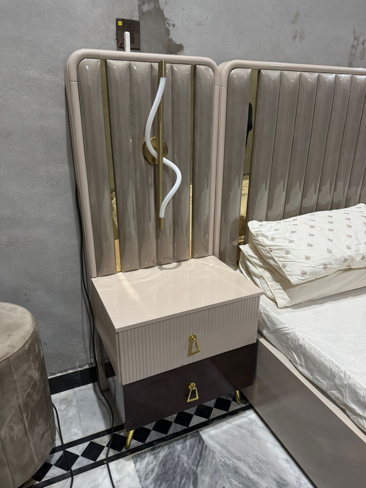 M4 Modern King Size Bed Set