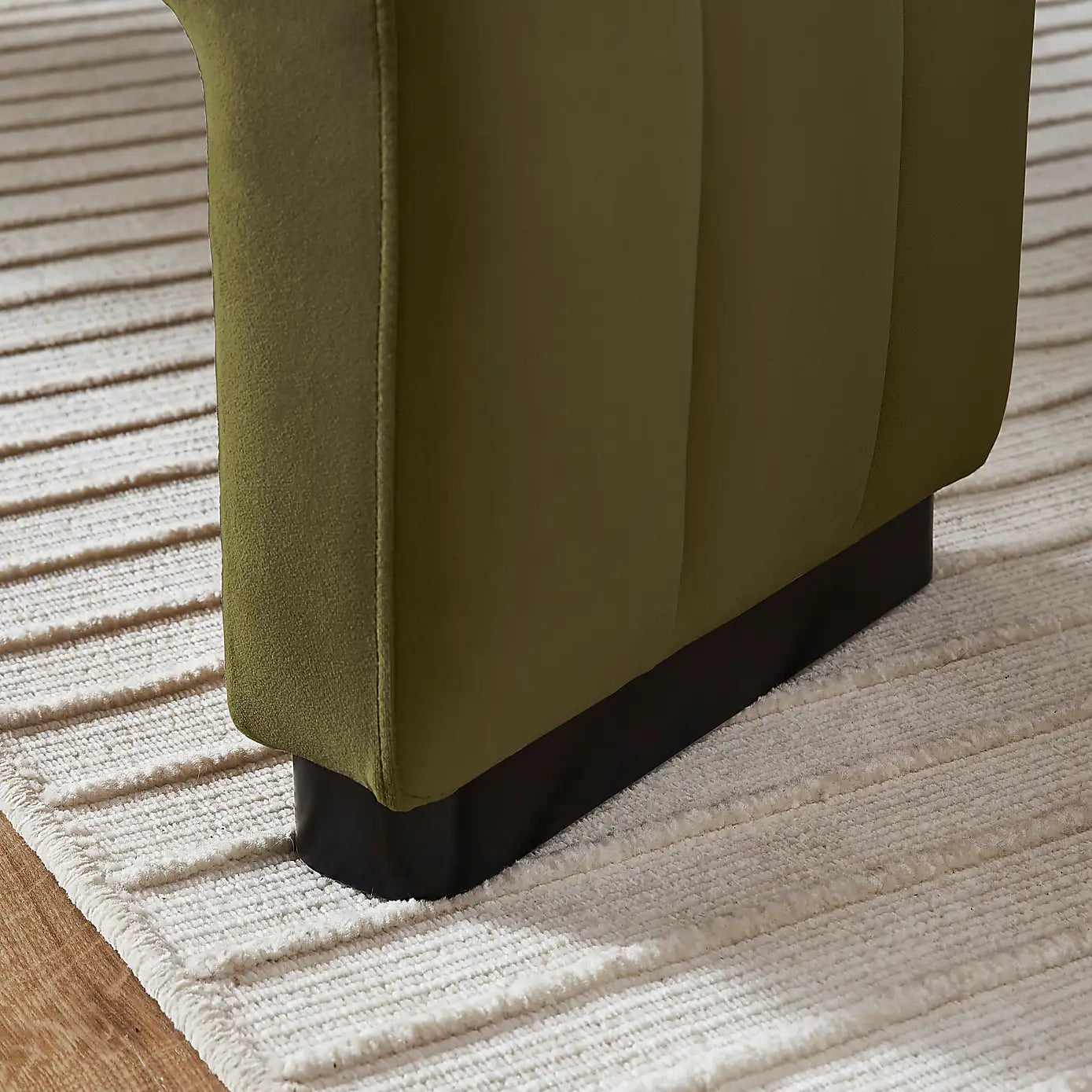 Lucilla 3-Seater Bench | Modern & Elegant Seating for Bedroom & Dining