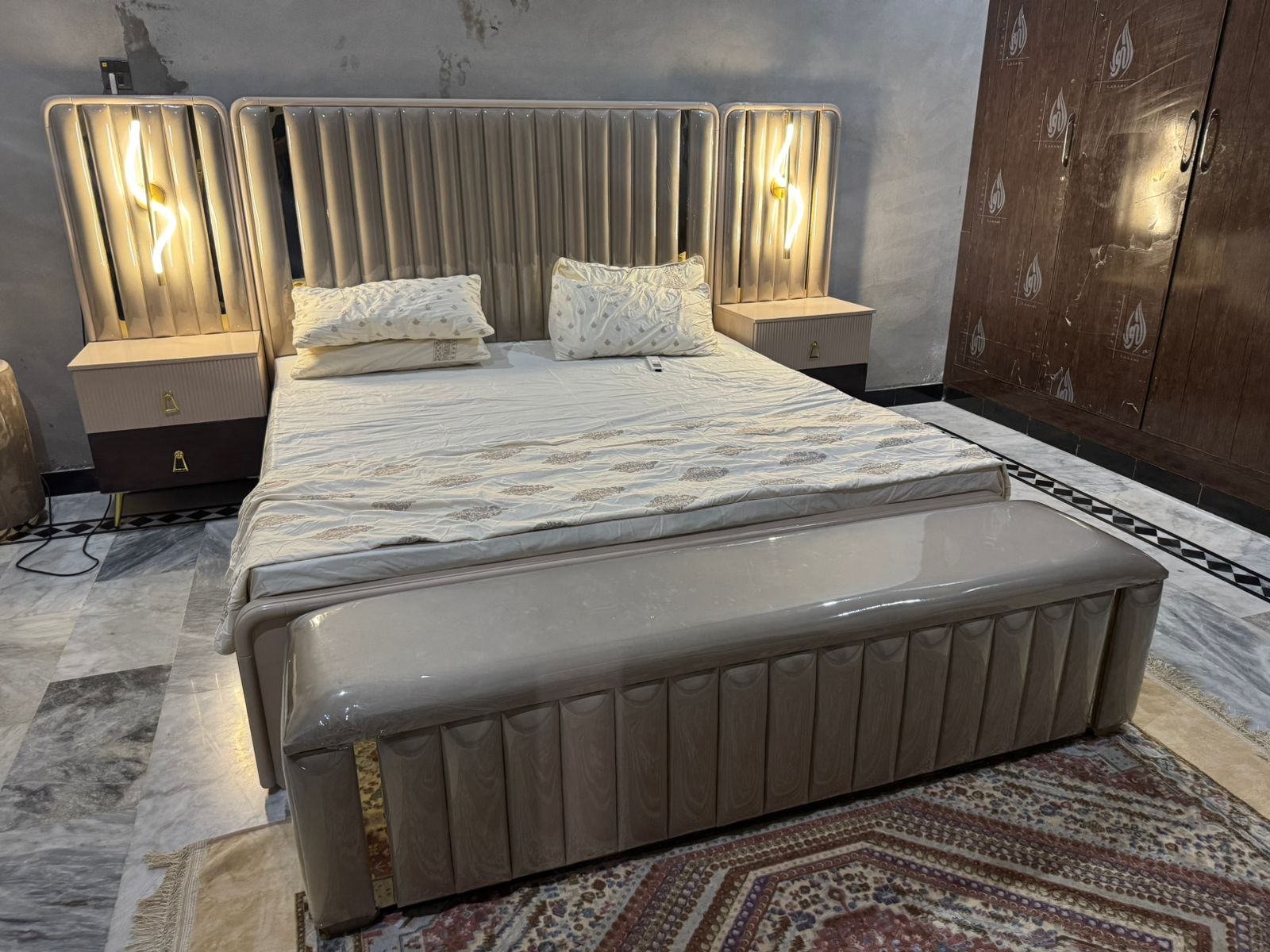 Luxury Wooden Bed Design
