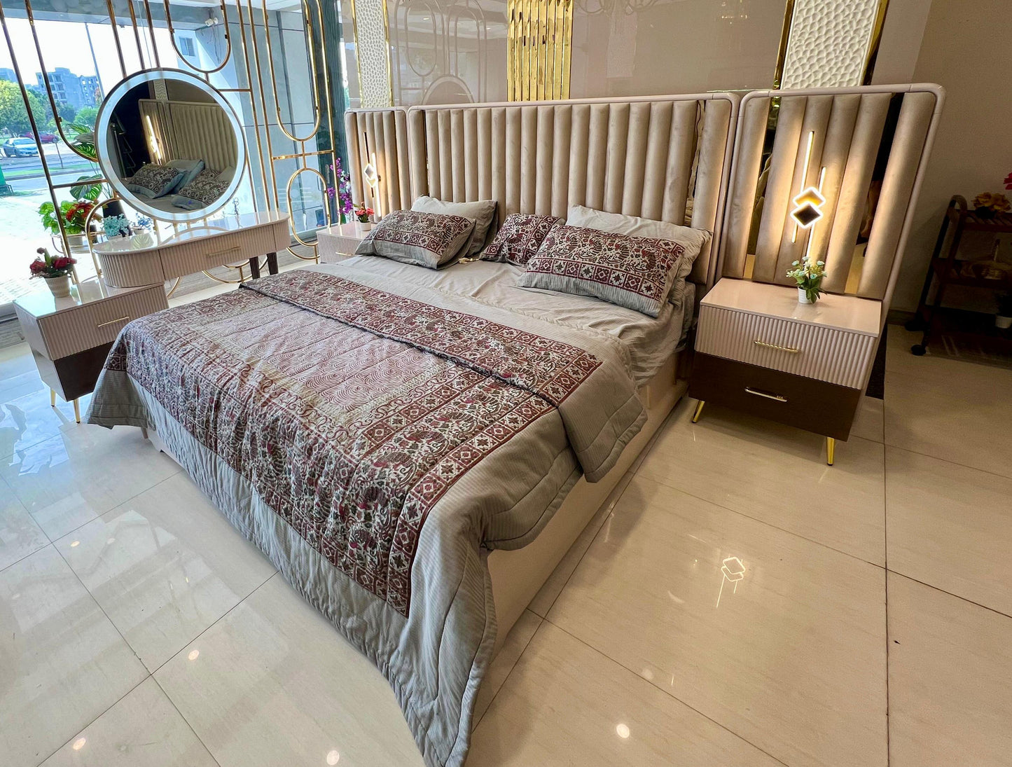 online double bed set in Pakistan